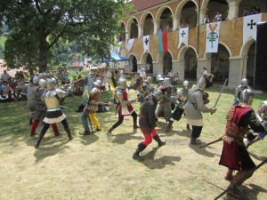 A řež vypukla......silnější vyhraj